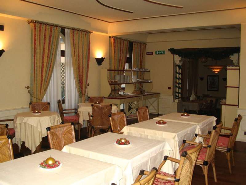 Hotel Milano Regency Exterior photo
