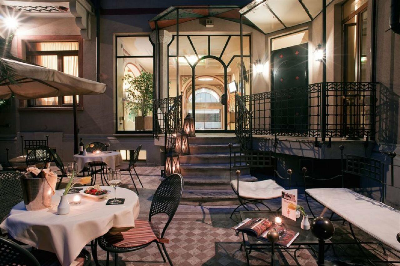 Hotel Milano Regency Exterior photo